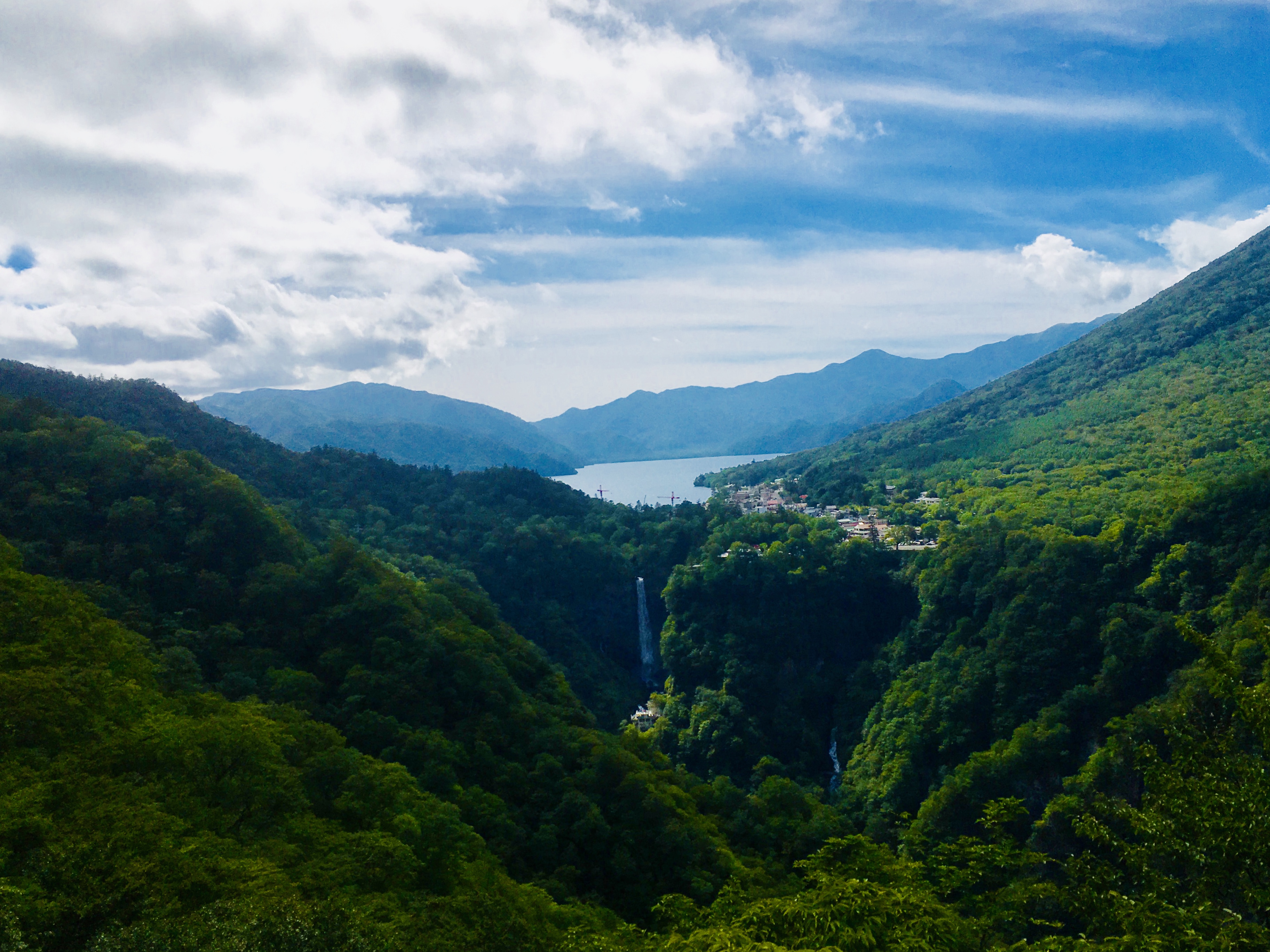 日光・鬼怒川温泉にある格安宿のブログ-中禅寺湖方面
