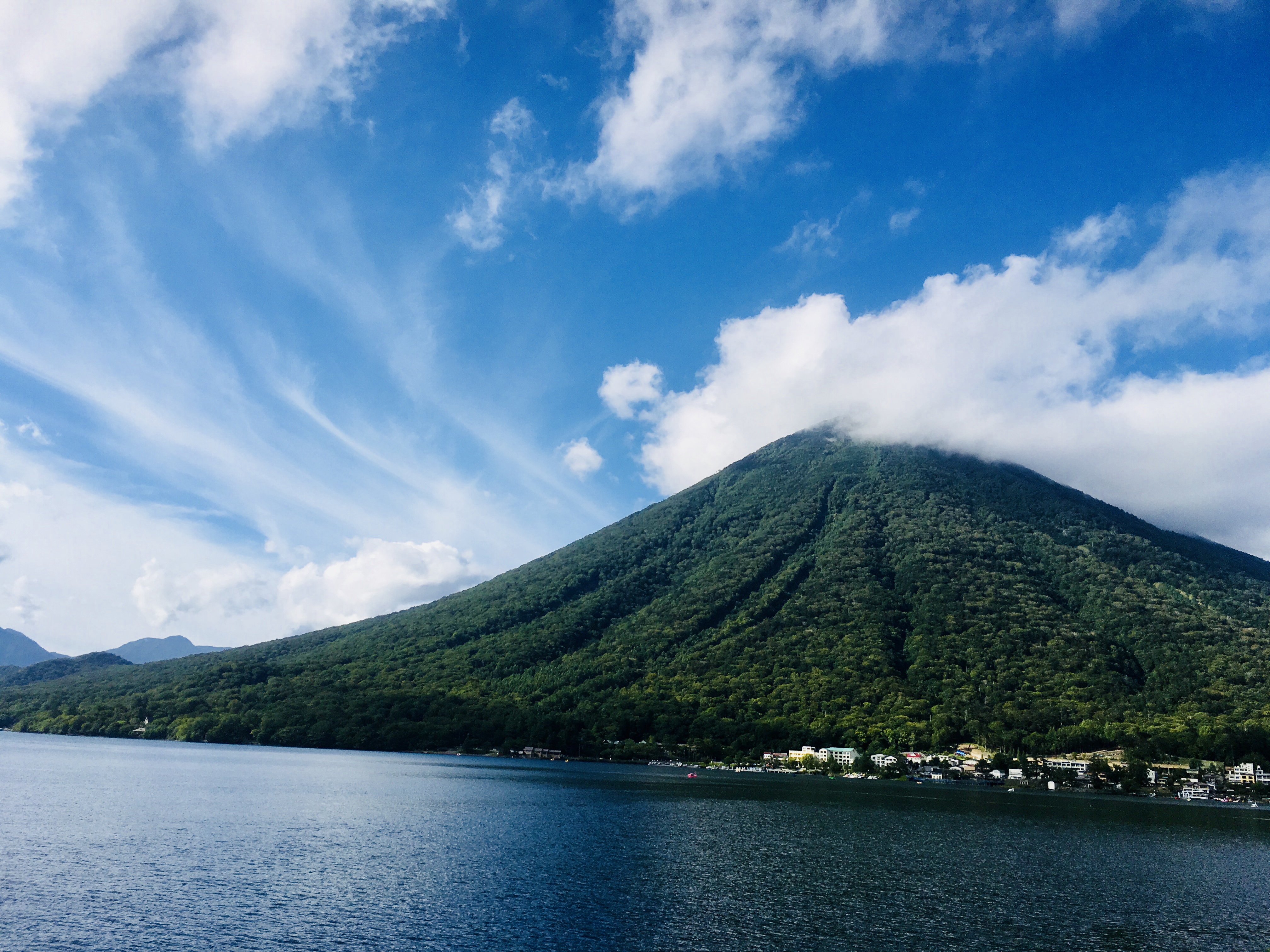 日光・鬼怒川温泉にある格安宿のブログ-中禅寺湖方面